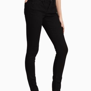 CALVIN KLEIN// Black skinny jeans in a size 2